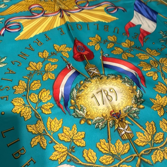 HERMÈS PARIS 1980’s 'Hermés’ French Revolution commemorative silk scarf France - Picture 7 of 11